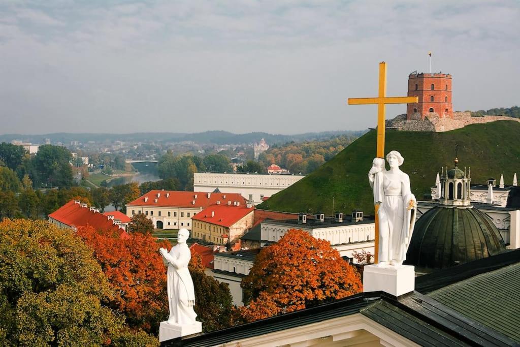 Cozy Apartment In Gothic Style House In The Heart Of The Old Town Vilnius Luaran gambar
